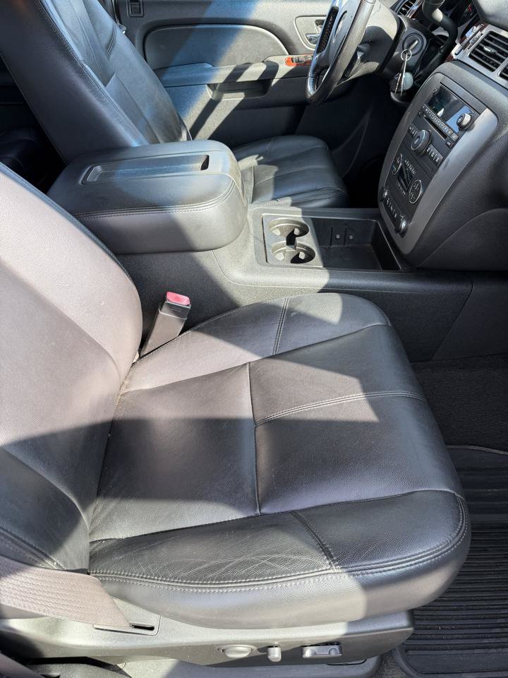 Used 2010 GMC Sierra 1500 SLT w/ SLT Convenience Package AWD/4WD image 9