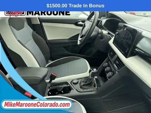 Used 2025 Volkswagen Taos S image 5