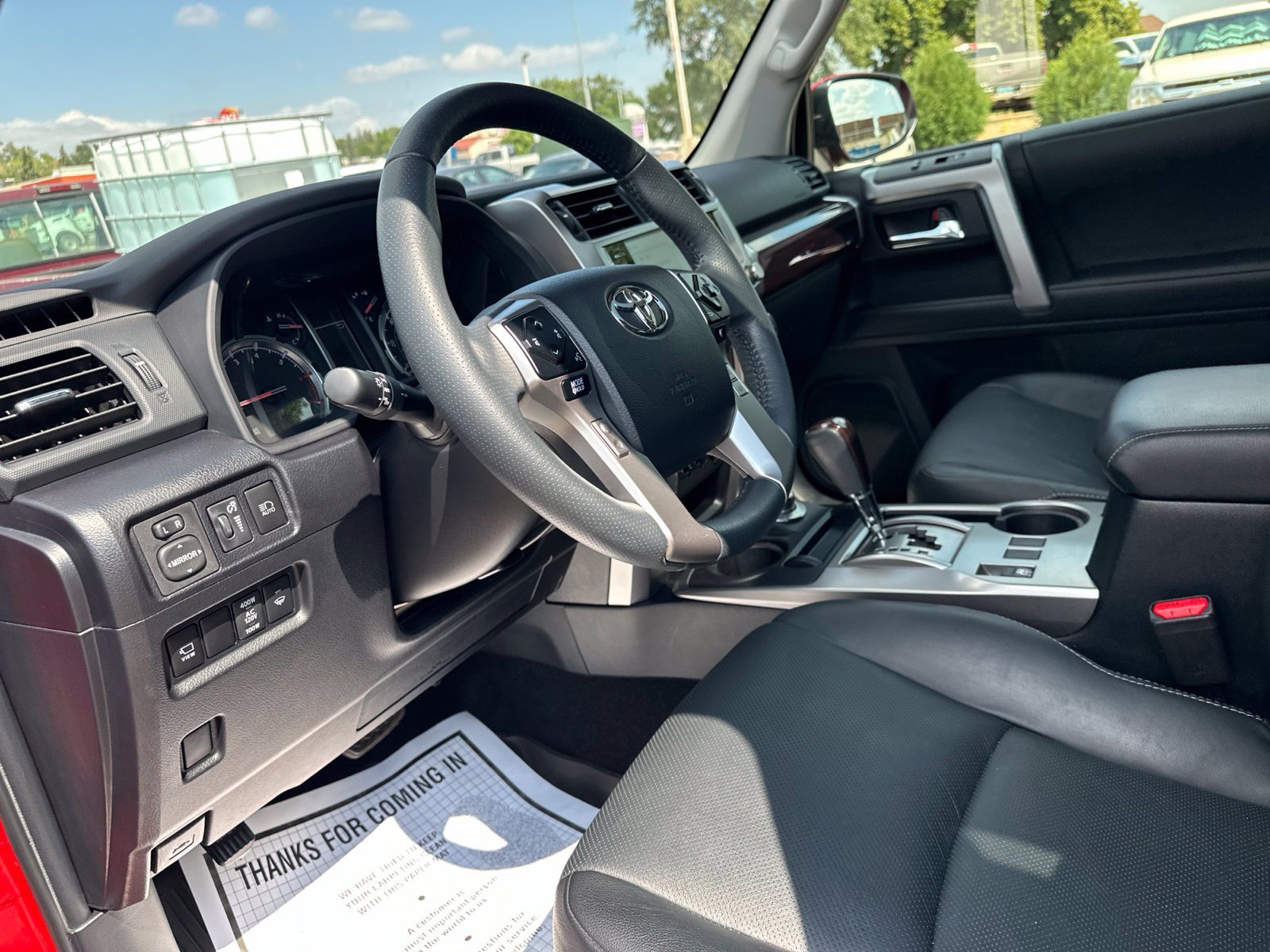 Used 2022 Toyota 4Runner Limited AWD/4WD image 13