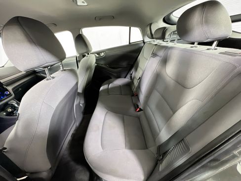 Used 2022 Hyundai Ioniq SE FWD image 23