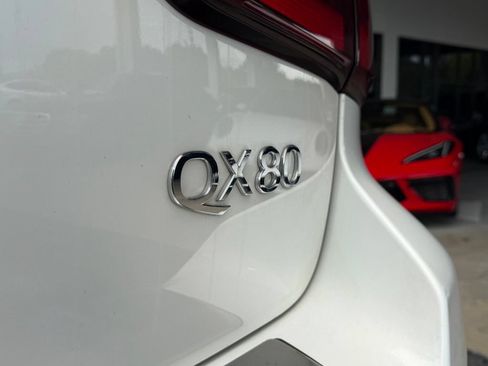 Used 2021 INFINITI QX80 Sensory w/ All-Season Package AWD/4WD image 9
