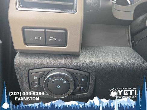 Used 2022 Ford F350 Lariat w/ Black Appearance Package image 28