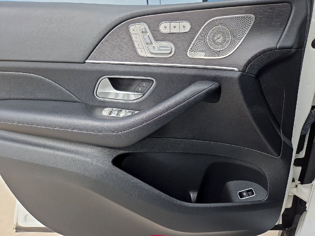 Used 2021 Mercedes-Benz GLE 350 4MATIC w/ 3rd Row Seat Package image 15