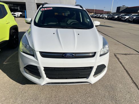 Used 2014 Ford Escape SE w/ Equipment Group 201A image 9