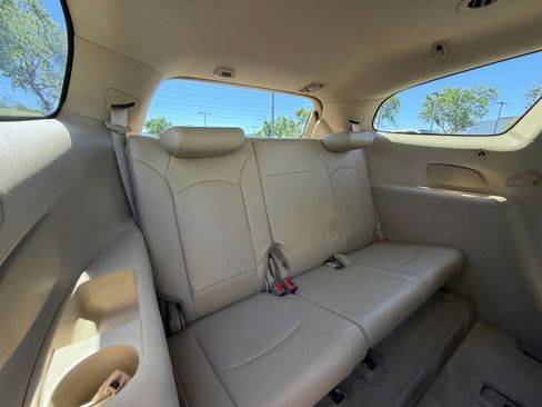 Used 2009 Buick Enclave CXL w/ Entertainment Package #4 FWD image 11