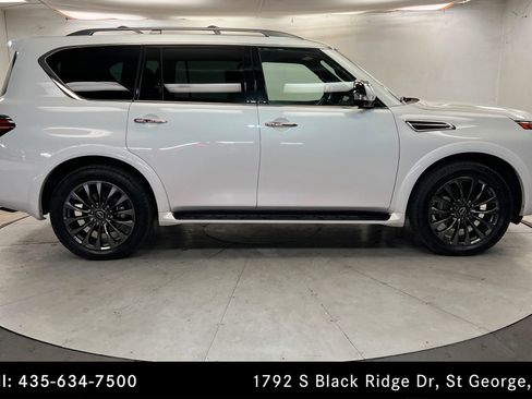 Used 2023 Nissan Armada Platinum w/ Captain's Chairs Package AWD/4WD image 6