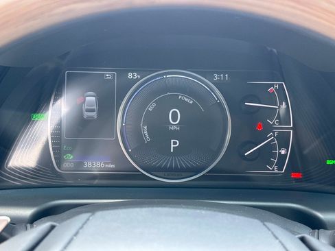 Certified 2024 Lexus ES 300h w/ Accessory Package (Z1) FWD image 29