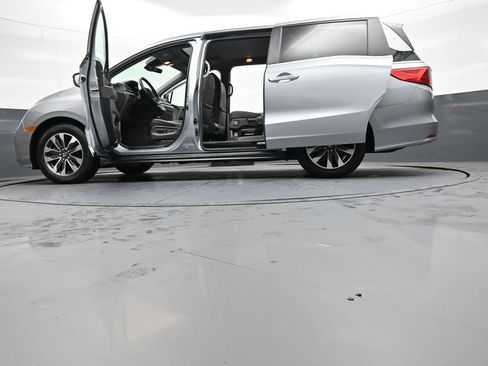 Certified 2023 Honda Odyssey EX-L image 51