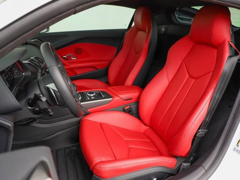 Used 2023 Audi R8 V10 performance RWD image 8