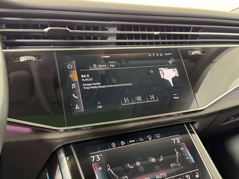 Used 2022 Audi Q8 Prestige w/ Prestige Package AWD/4WD image 23