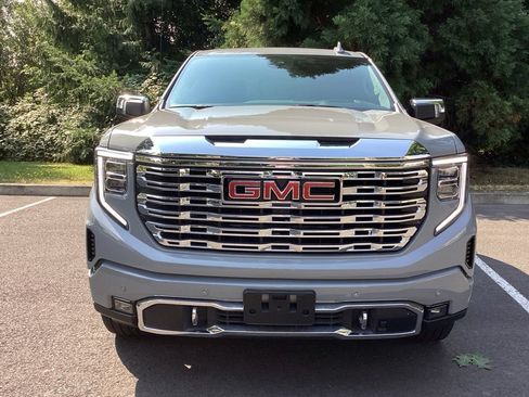 Used 2025 GMC Sierra 1500 Denali w/ Denali Reserve Package AWD/4WD image 20