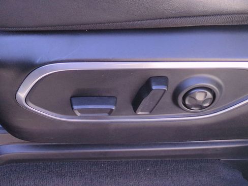 Used 2024 Jeep Wagoneer L Series III w/ Flexible Seating Group image 18