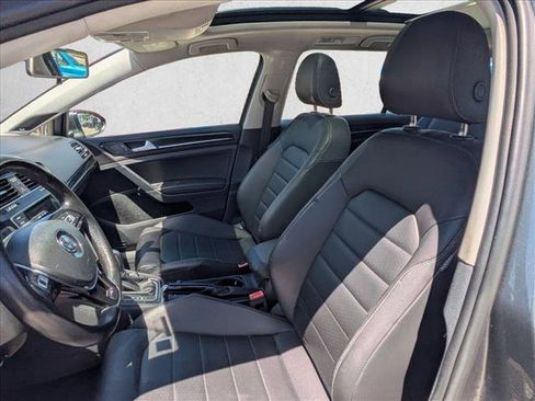 Used 2015 Volkswagen Golf TDI FWD image 11