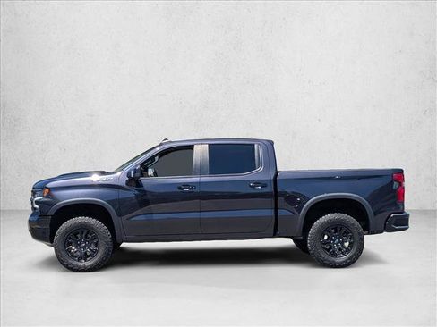 Used 2024 Chevrolet Silverado 1500 ZR2 w/ Technology Package AWD/4WD image 9