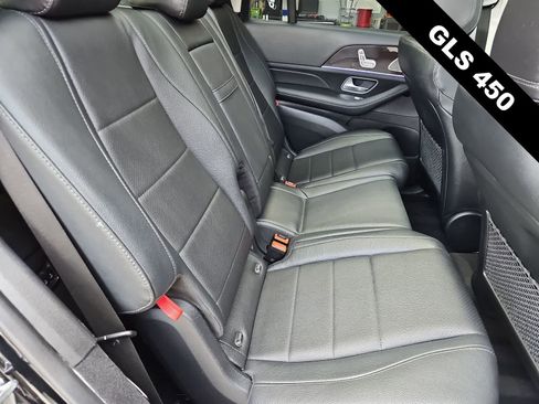 Used 2024 Mercedes-Benz GLS 450 4MATIC image 17