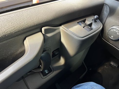 Used 2021 GMC Savana 2500 G2500 w/ Driver Convenience Package image 23