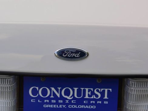 Used 1999 Ford Crown Victoria LX RWD image 27