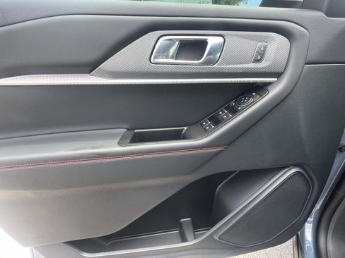 Used 2026 Ford Explorer ST-Line RWD image 18