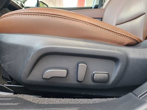 Used 2017 Subaru Outback 3.6R Touring w/ Popular Package #5A AWD/4WD image 17