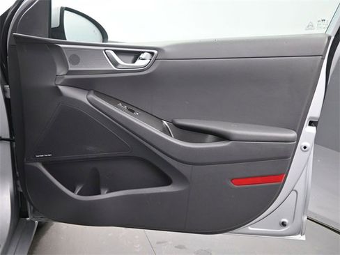 Used 2021 Hyundai Ioniq Limited image 20
