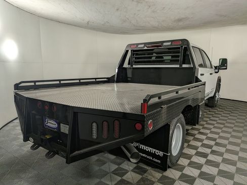 New 2025 GMC Sierra 3500 Pro w/ Convenience Package AWD/4WD image 7