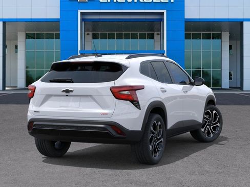 New 2026 Chevrolet Trax RS FWD image 4