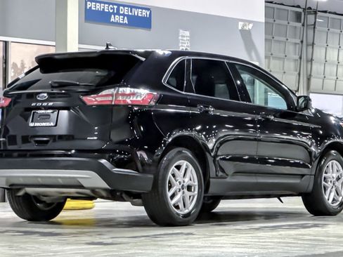 Used 2022 Ford Edge SEL image 8