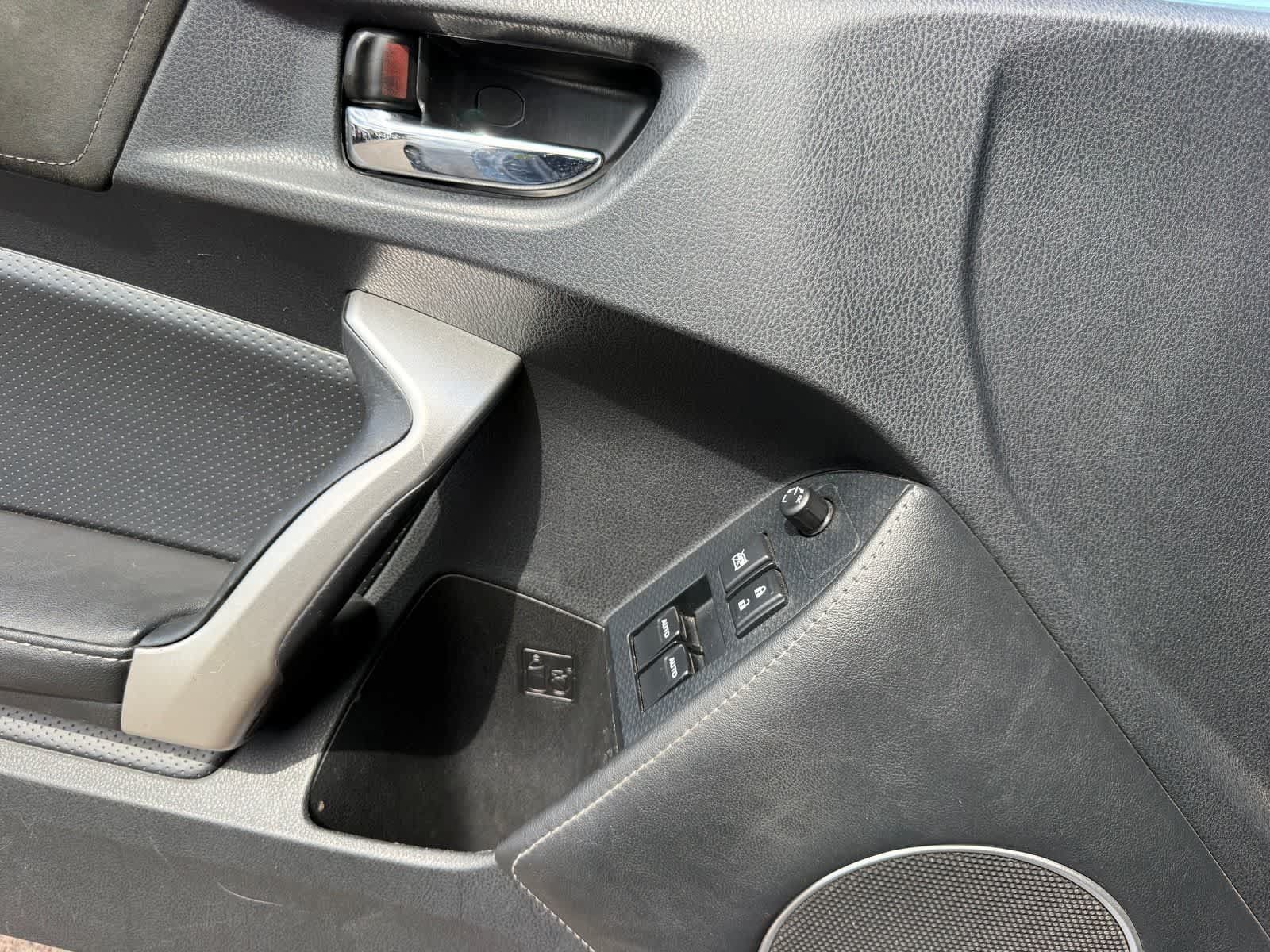 Used 2017 Toyota 86 RWD image 15