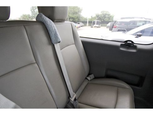 Used 2016 Nissan NV 3500 SL RWD image 12