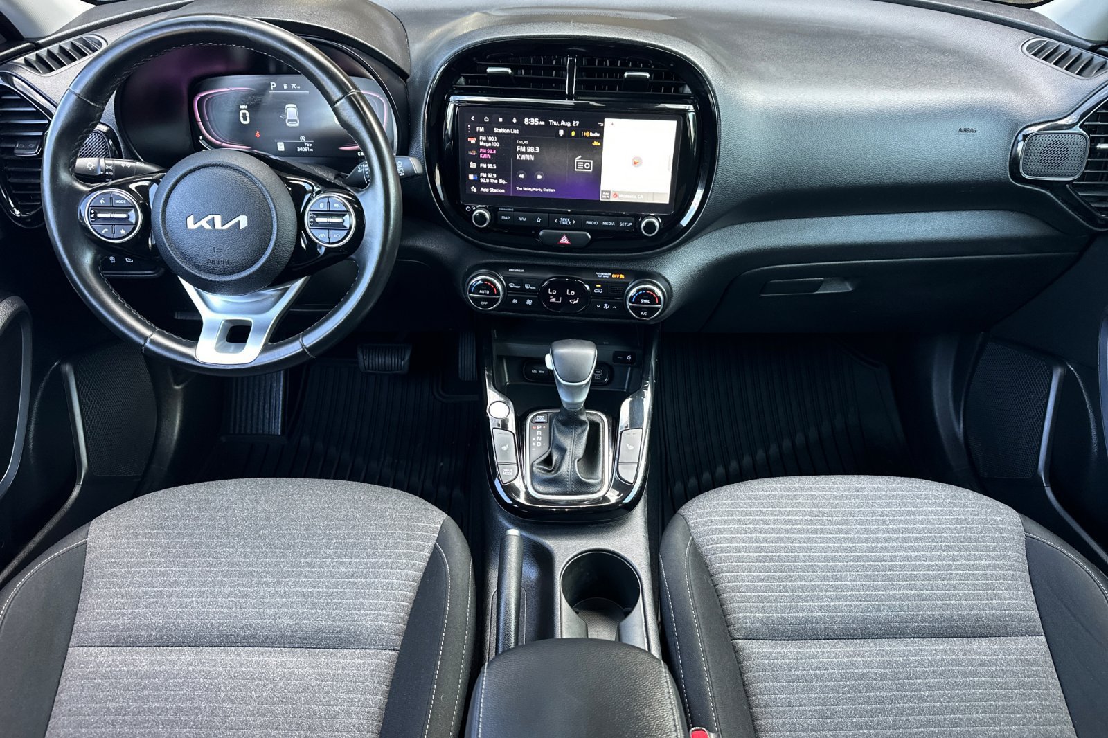 Used 2023 Kia Soul EX FWD image 13