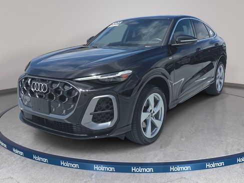 Certified 2025 Audi Q5 Premium Plus w/ Premium Plus AWD/4WD image 1