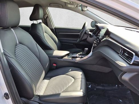 Certified 2023 Toyota Camry SE w/ Cold Weather Package FWD image 20