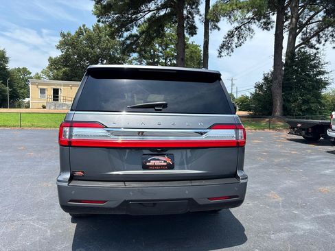 Used 2021 Lincoln Navigator Reserve w/ Luxury Package RWD image 7