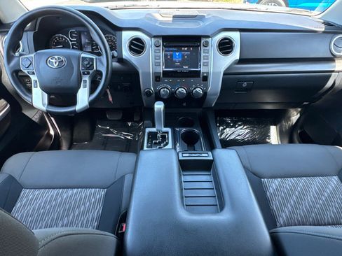Used 2019 Toyota Tundra SR5 w/ SR5 Upgrade Package AWD/4WD image 21