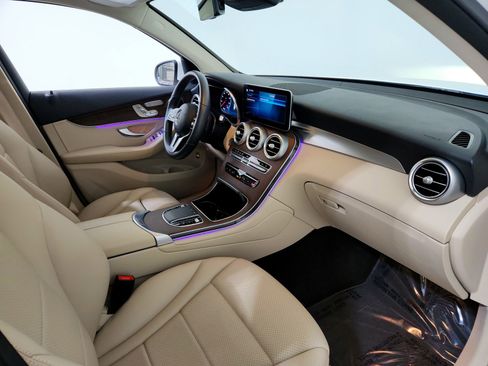 Certified 2022 Mercedes-Benz GLC 300 GLC 300 image 23