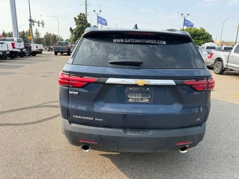 Used 2022 Chevrolet Traverse LT w/ LPO, Floor Liner Package AWD/4WD image 9