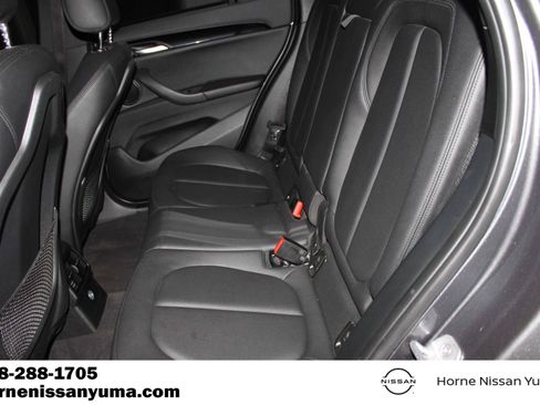 Used 2017 BMW X1 xDrive28i w/ Premium Package AWD/4WD image 5