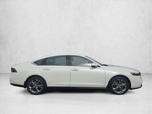 Used 2023 Honda Accord EX-L image 4