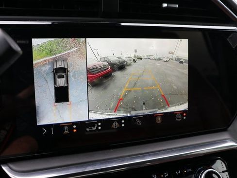 Used 2024 GMC Sierra 3500 Denali Ultimate image 24