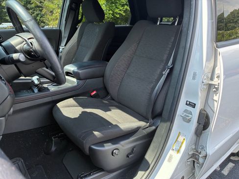Used 2023 Dodge Durango R/T RWD image 6
