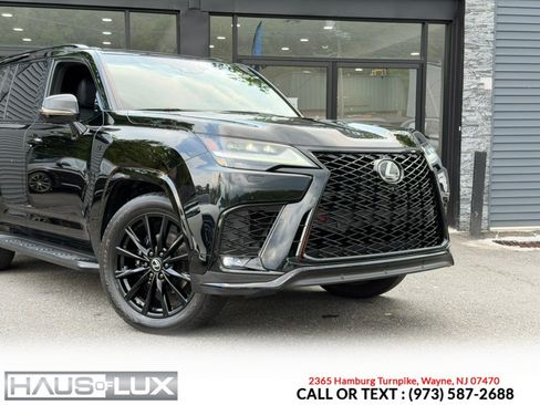 Used 2023 Lexus LX 600 F Sport w/ Accessory Package (Z1) AWD/4WD image 3