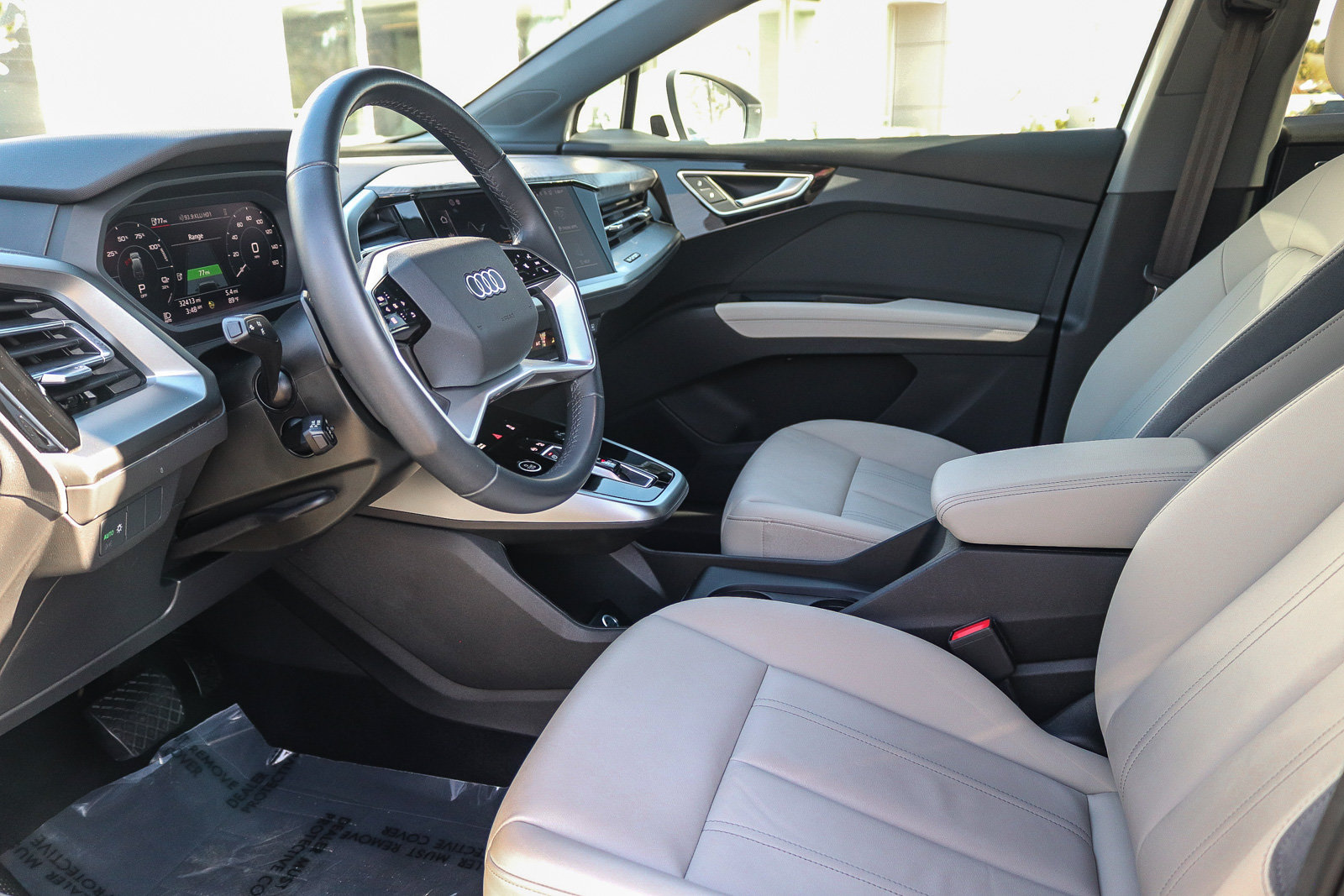 Used 2024 Audi Q4 e-tron Premium w/ Convenience Package AWD/4WD image 20