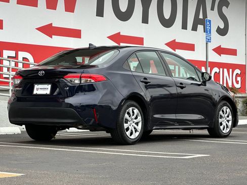Used 2024 Toyota Corolla LE FWD image 5