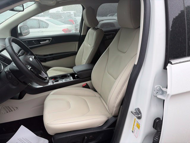 Used 2020 Ford Edge Titanium AWD/4WD image 15