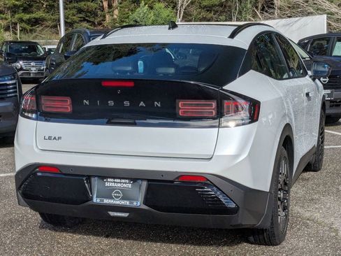 New 2026 Nissan Leaf Platinum+ w/ Cargo Package (Platinum+) image 5