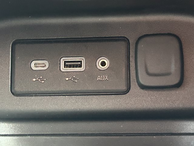 Used 2019 Chevrolet Equinox LT FWD image 14