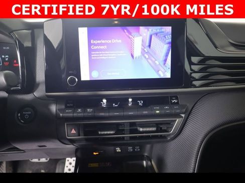 Used 2025 Toyota Camry SE FWD image 24