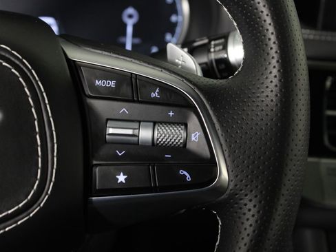 Used 2025 Genesis G70 3.3T Advanced w/ Sport Prestige Package image 27