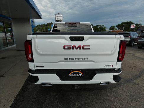 Certified 2024 GMC Sierra 1500 AT4 w/ Technology Package AWD/4WD image 4