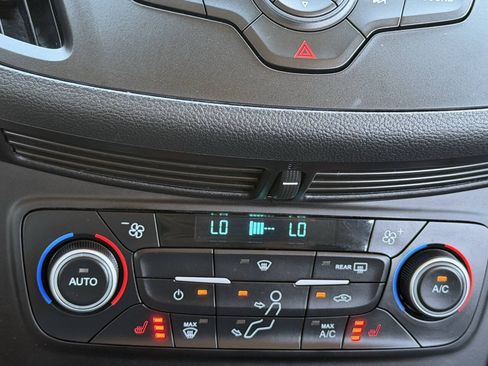 Used 2018 Ford Escape SE AWD/4WD image 28